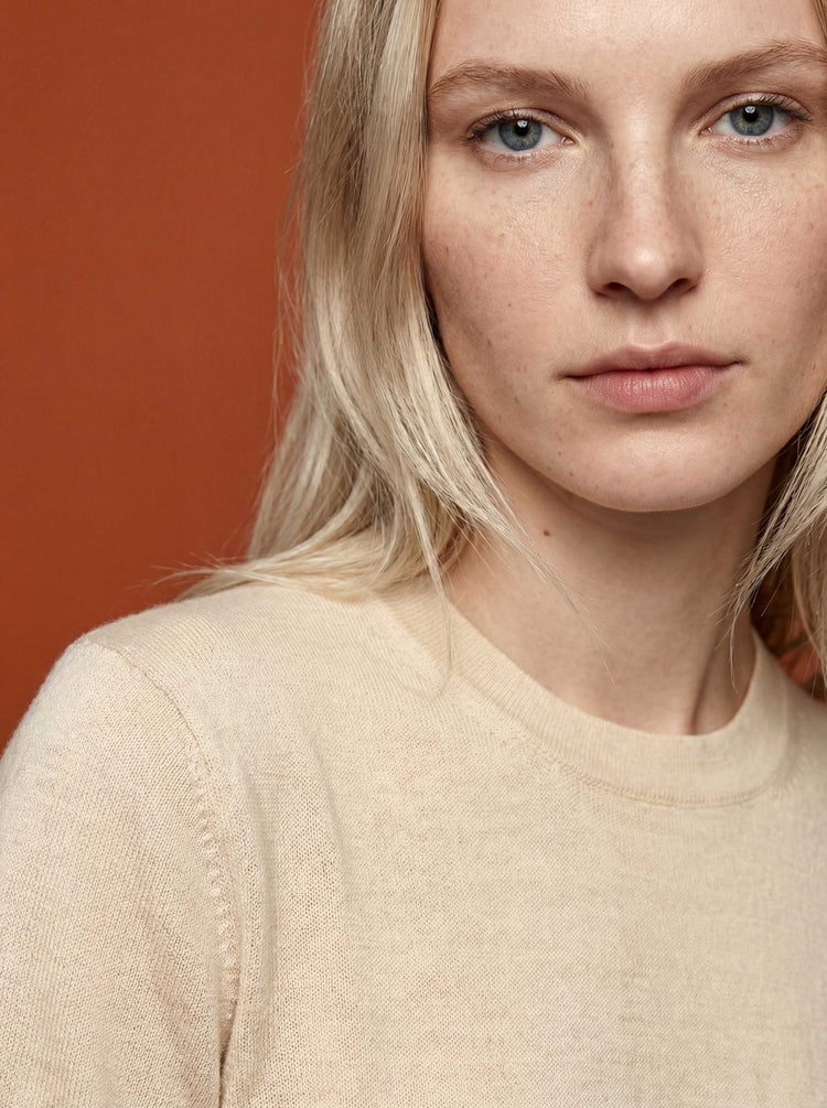 The Ultra-Light T-Shirt Almond White Image